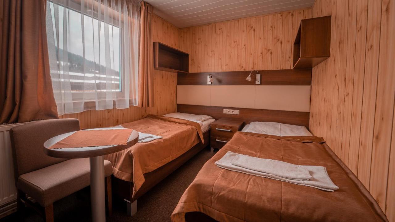 Kupelne Domceky - Kupele Cerveny Klastor Smerdzonka Exterior foto