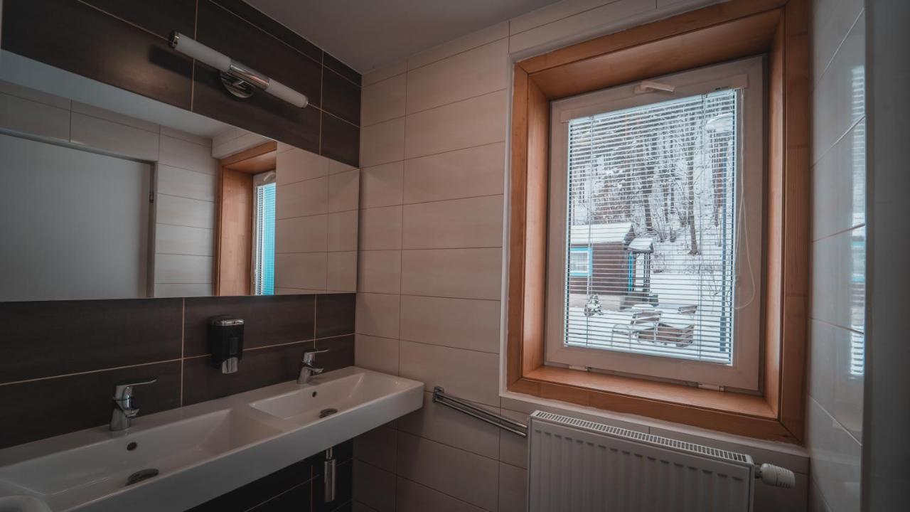 Kupelne Domceky - Kupele Cerveny Klastor Smerdzonka Exterior foto